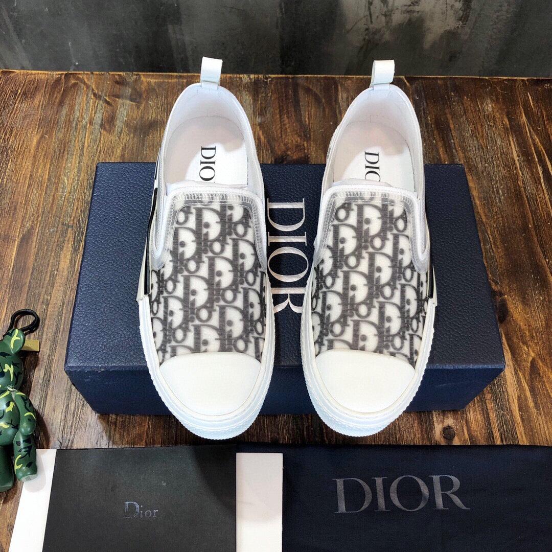 DIO Sneakers