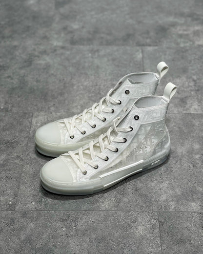 DIO Sneakers
