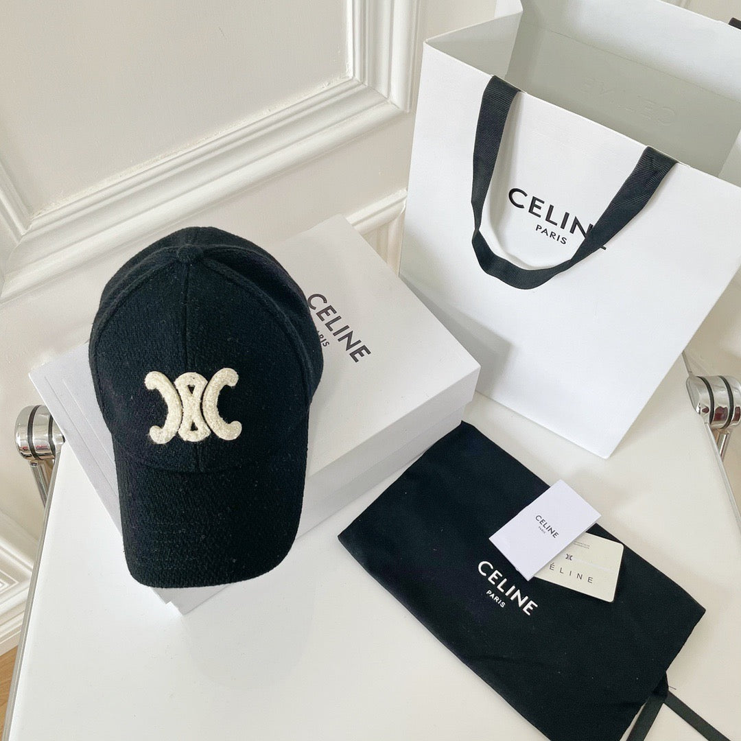 Caps