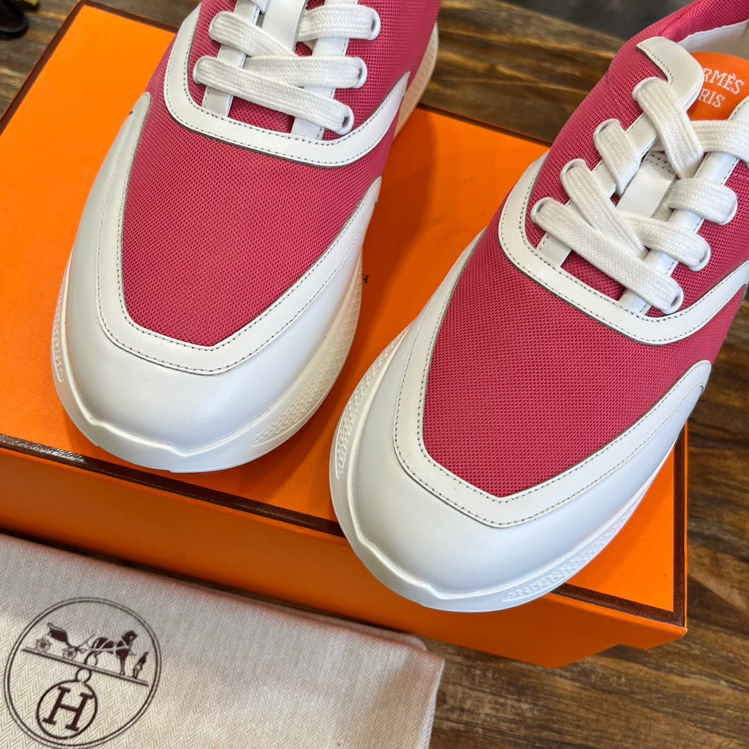 HERM Sneakers