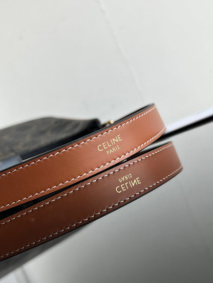 CEL Triomphe Hobo