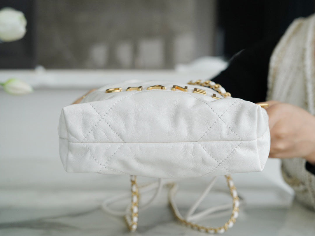 CHA 23s 22Mini Bag