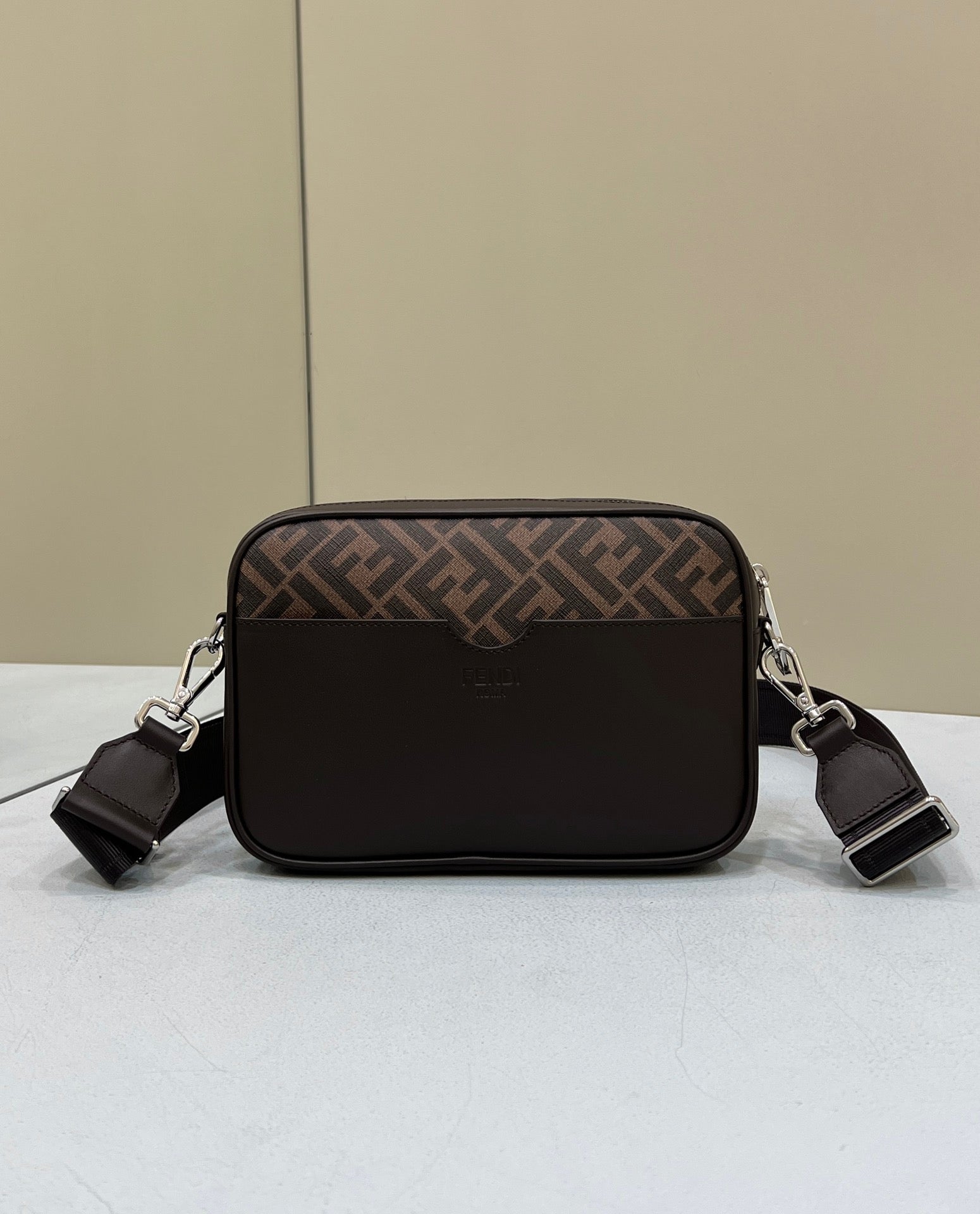FEN Messenger Bag