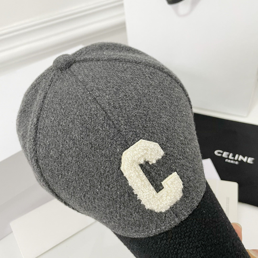 Caps