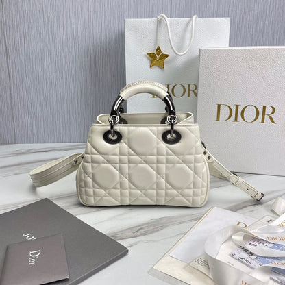 DIO Handbag