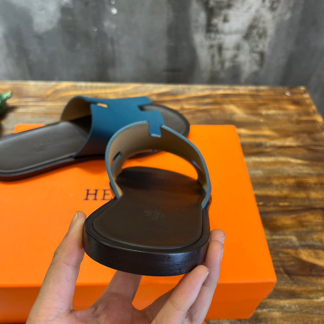 HERM Sandal