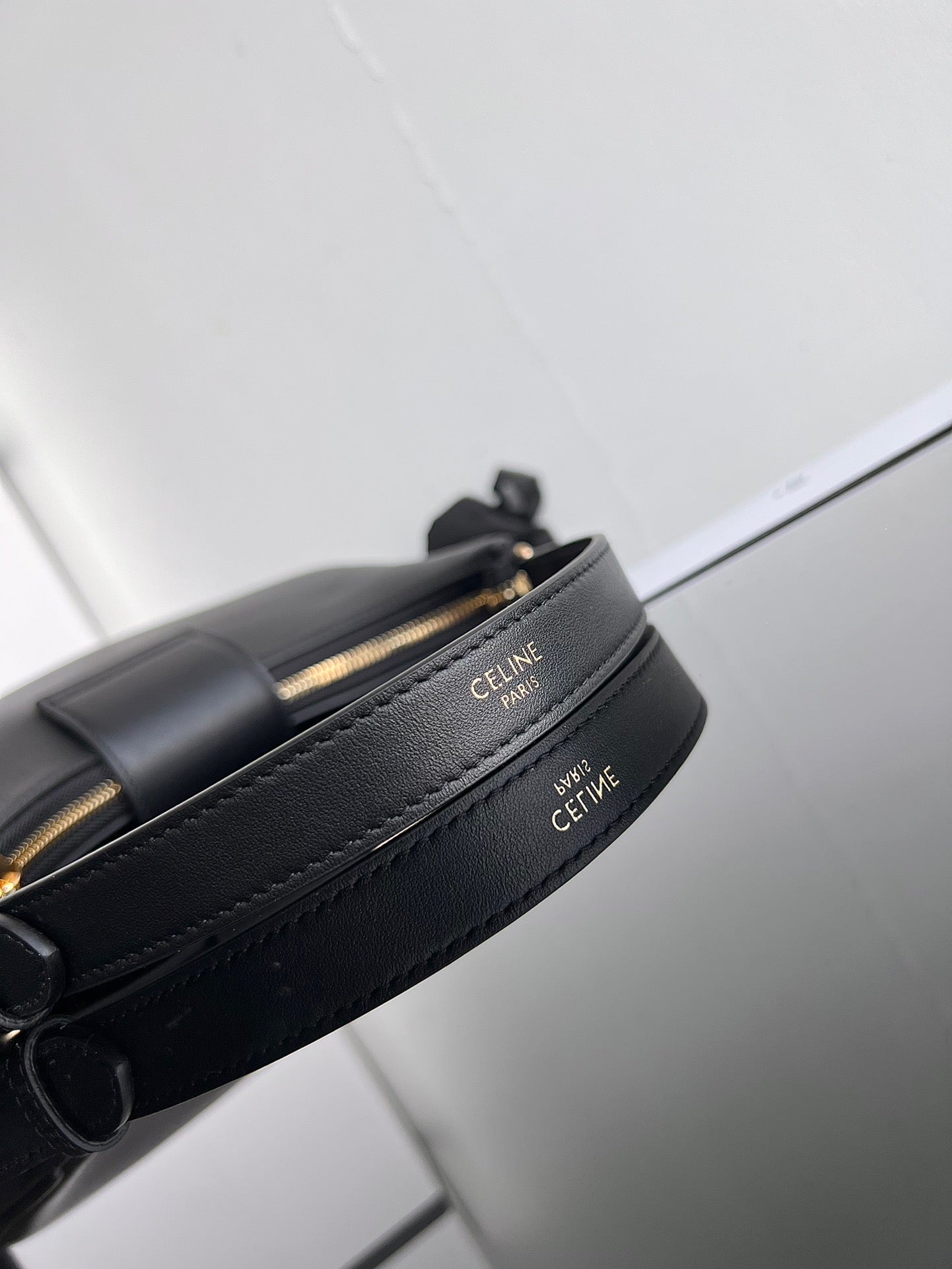 CEL Triomphe Hobo