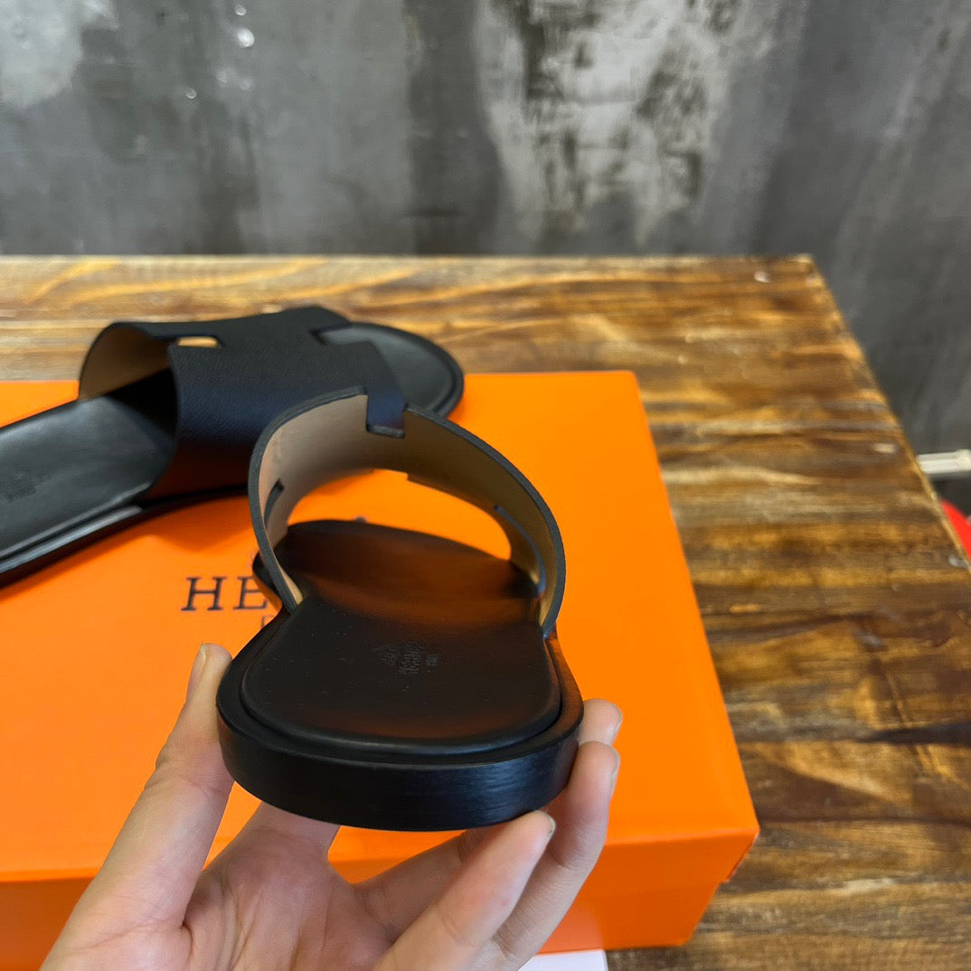 HERM Sandal