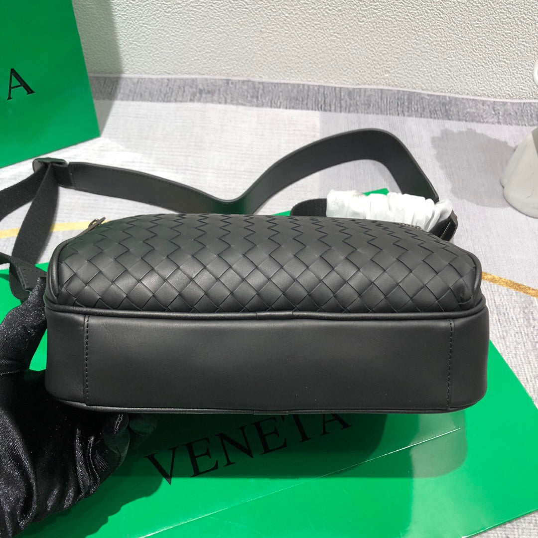 BV Messenger Bag