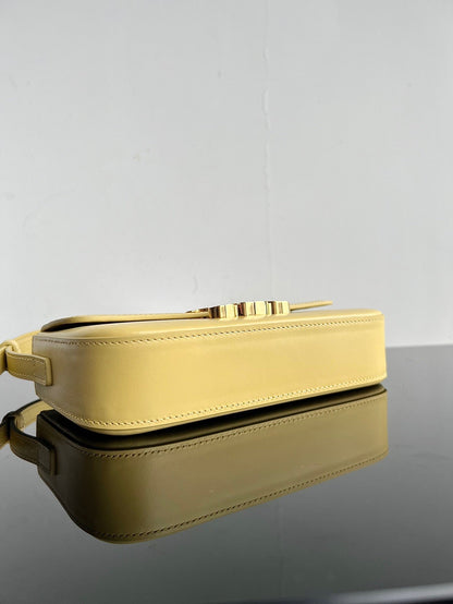 CEL Triomphe Hobo