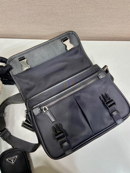 PRA Messenger Bag
