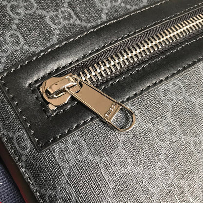 GUC Messenger Bag