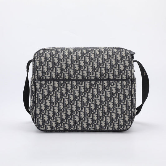 DIO Oblique Messages Bags
