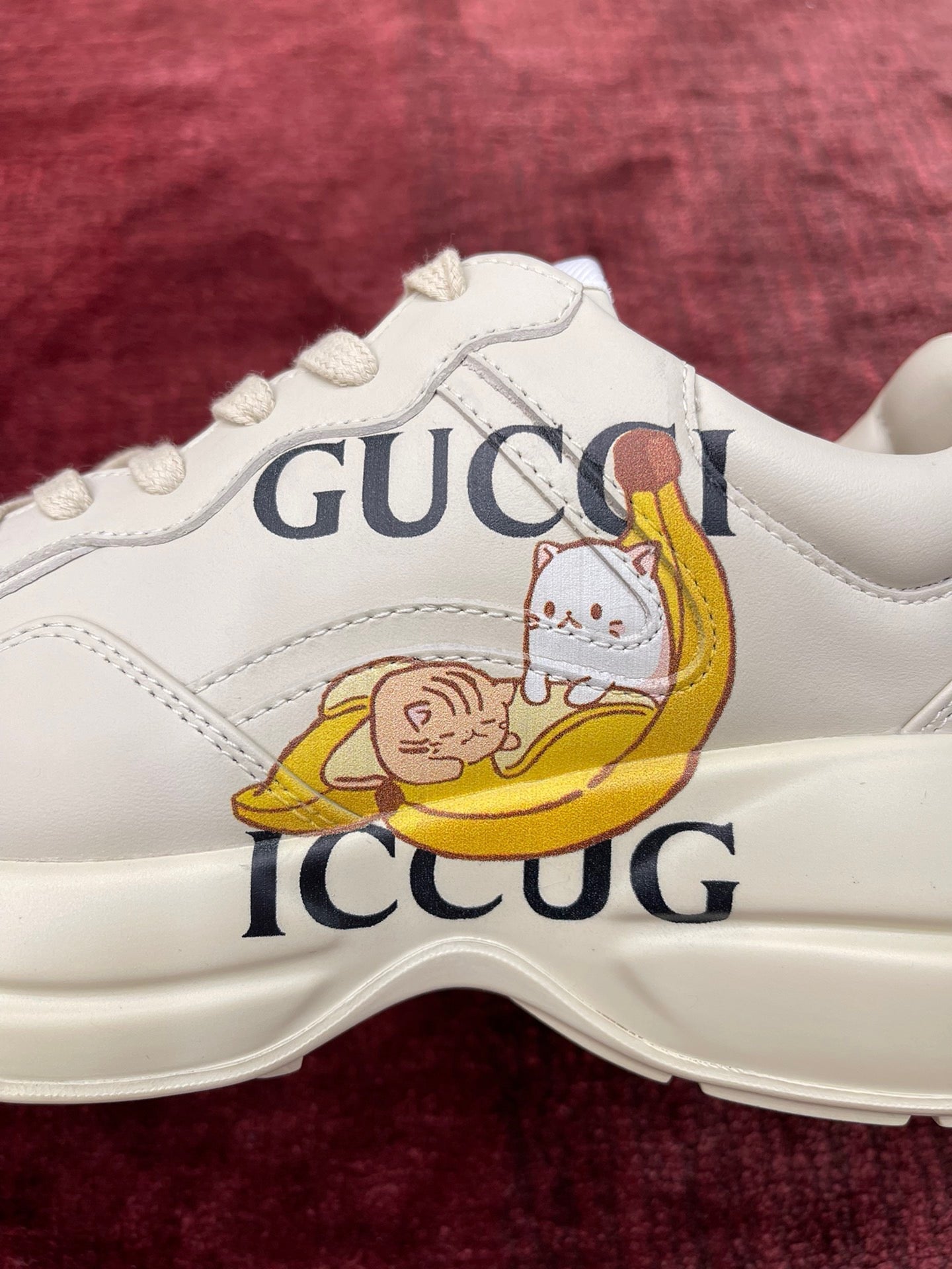 Sneakers & Shoes