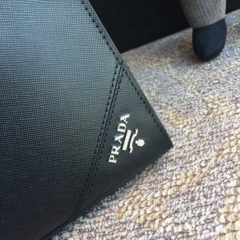 PRA Briefcases