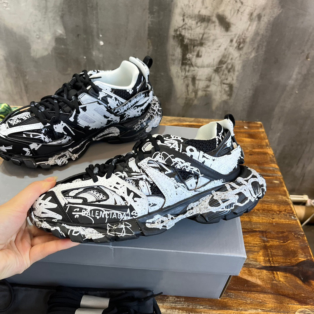 BLCG Sneakers