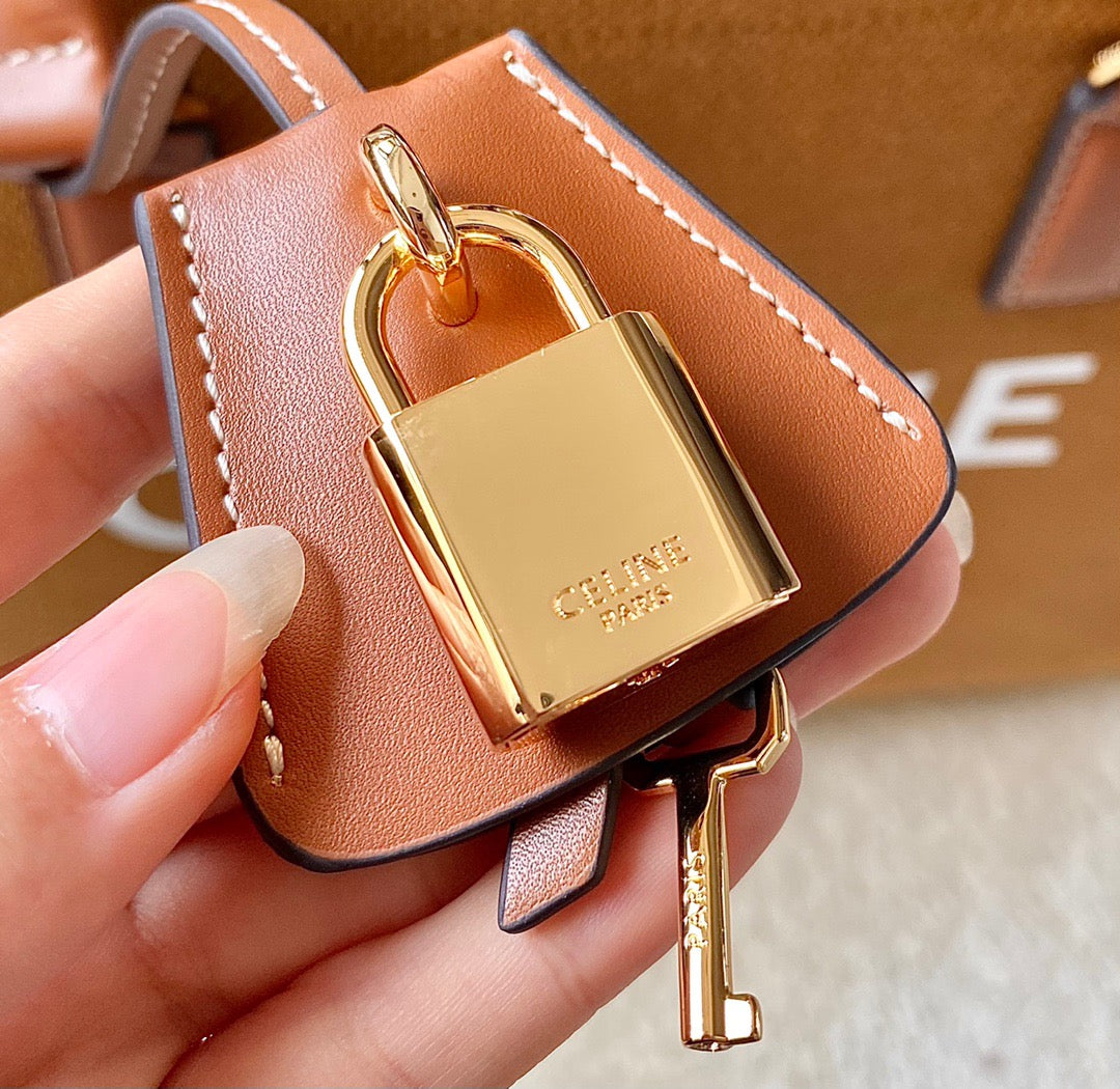 CEL Tote