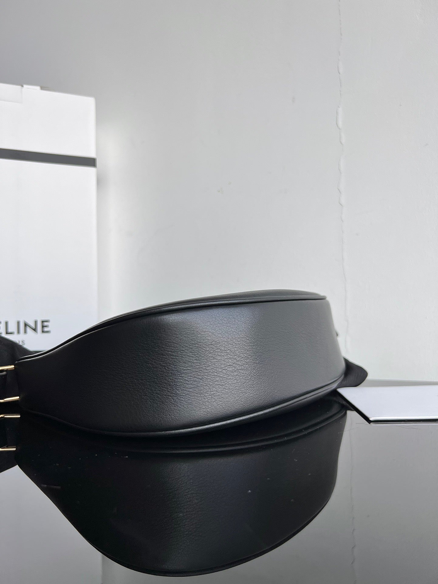 CEL Triomphe Hobo