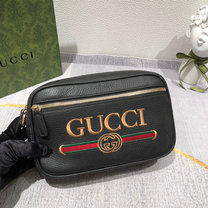 GUC Messenger Bag