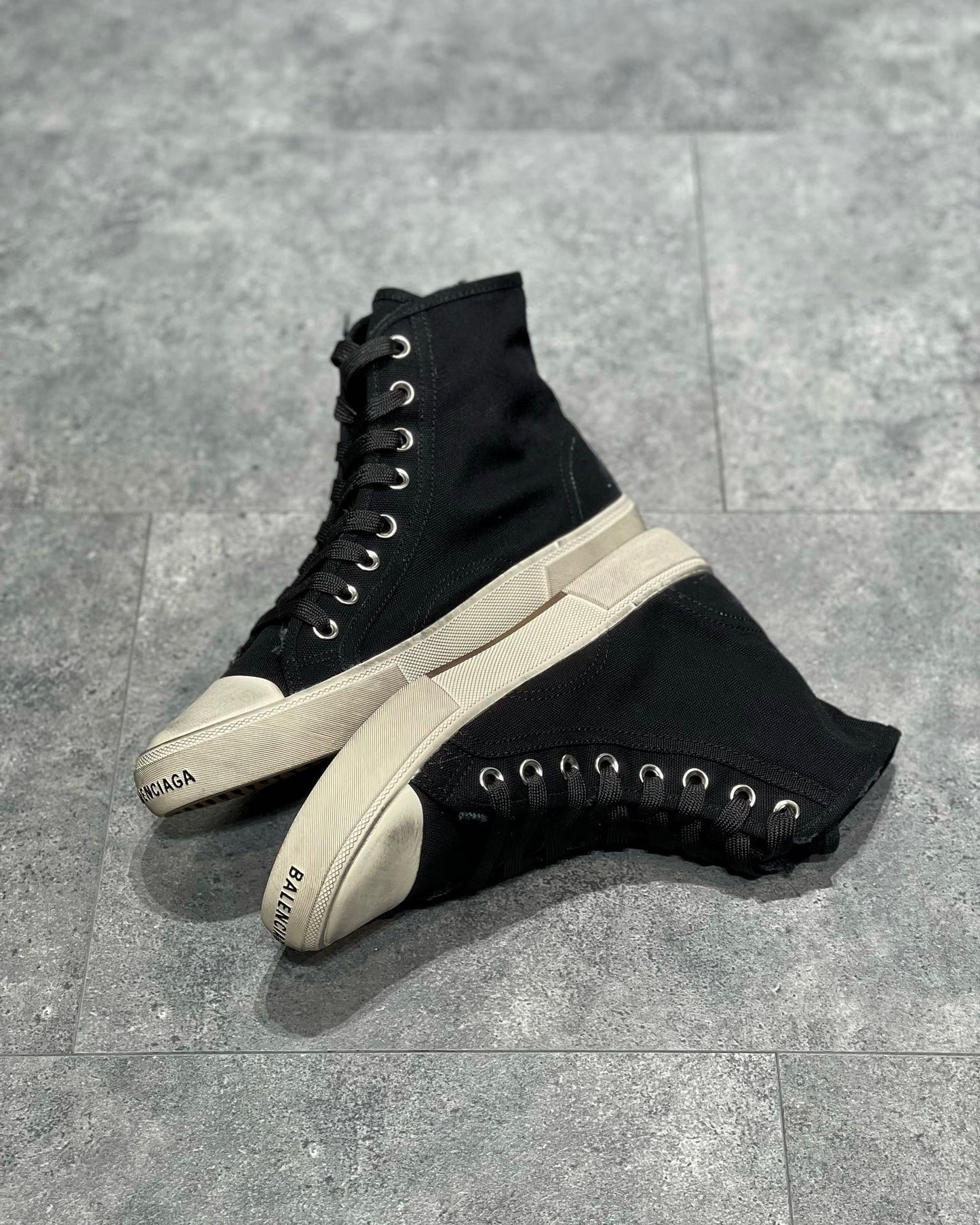 BLCG Sneakers