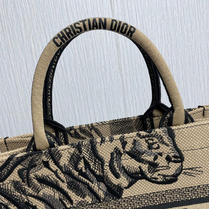 DIO BookTote