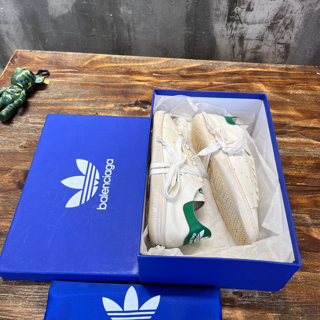BLCG Sneakers