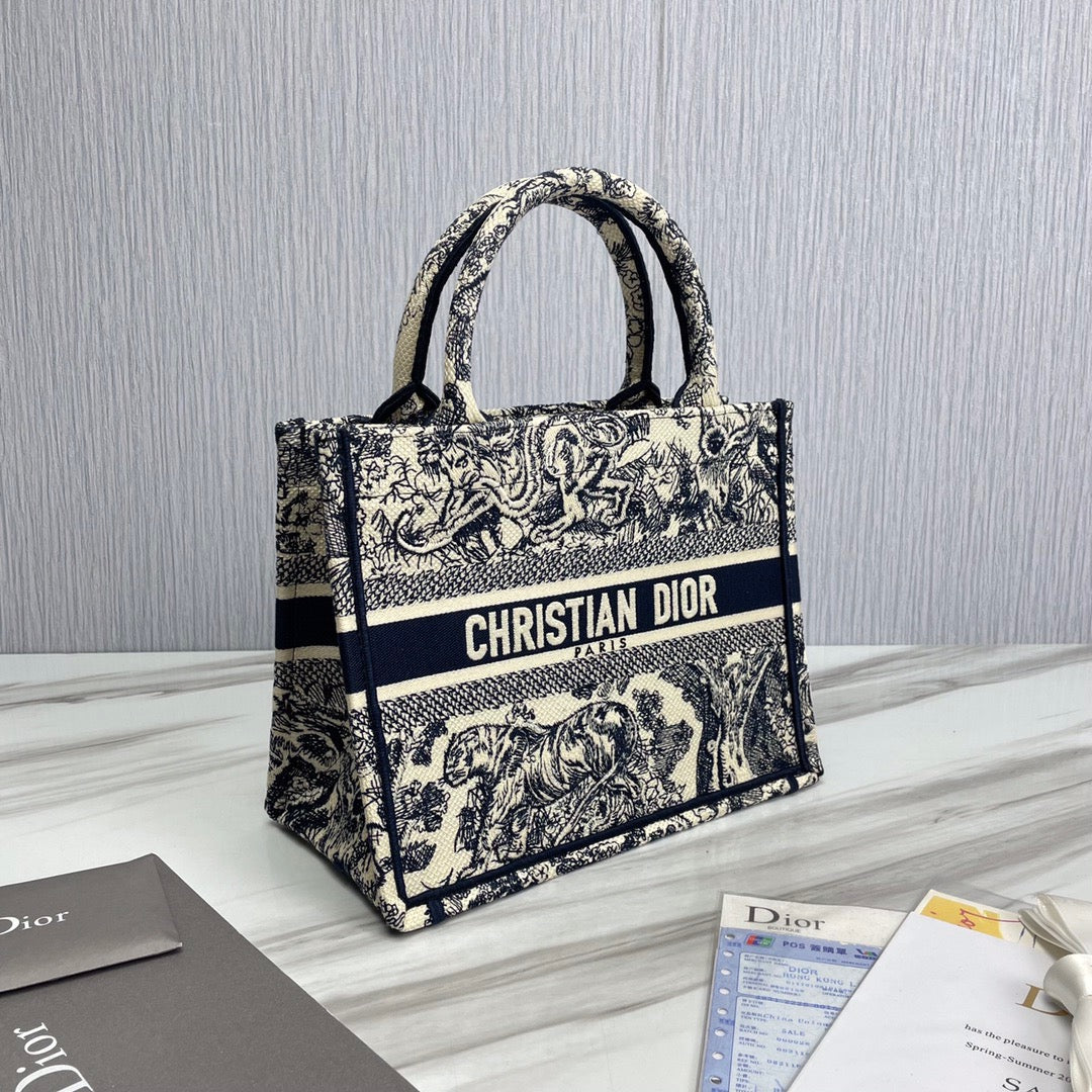 DIO BookTote