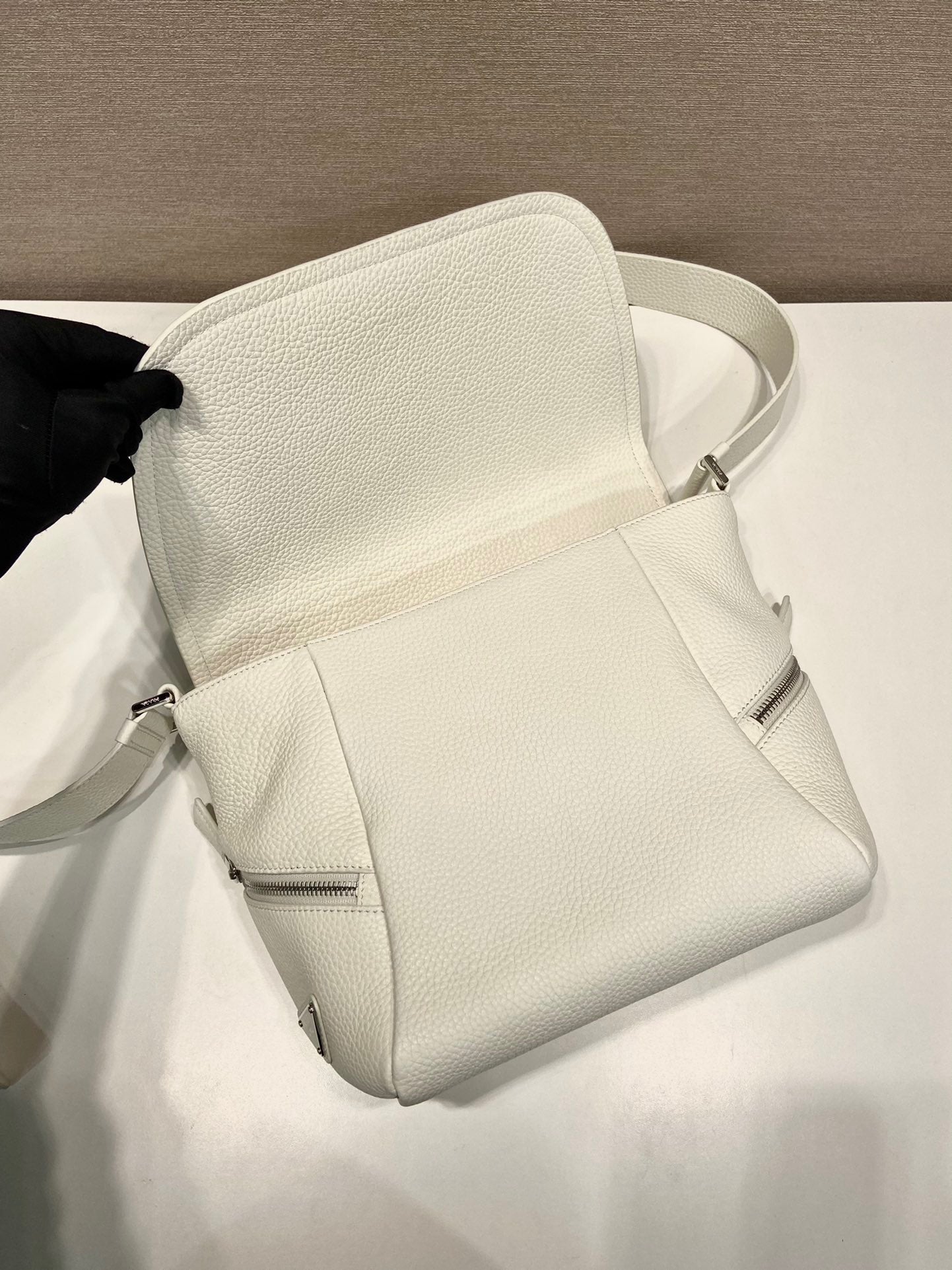 PRA Messenger Bag