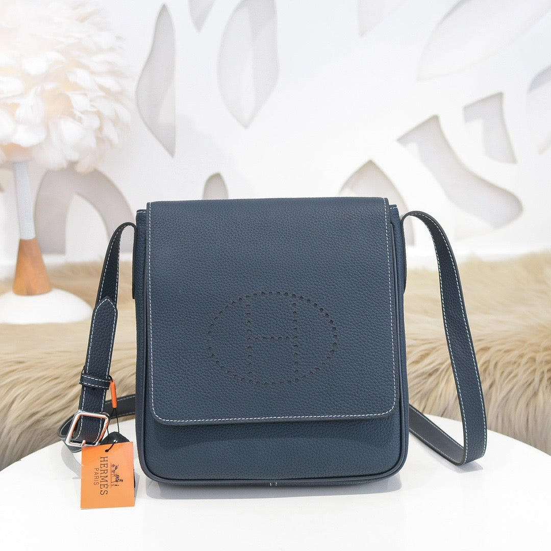 HERM Sling Bag