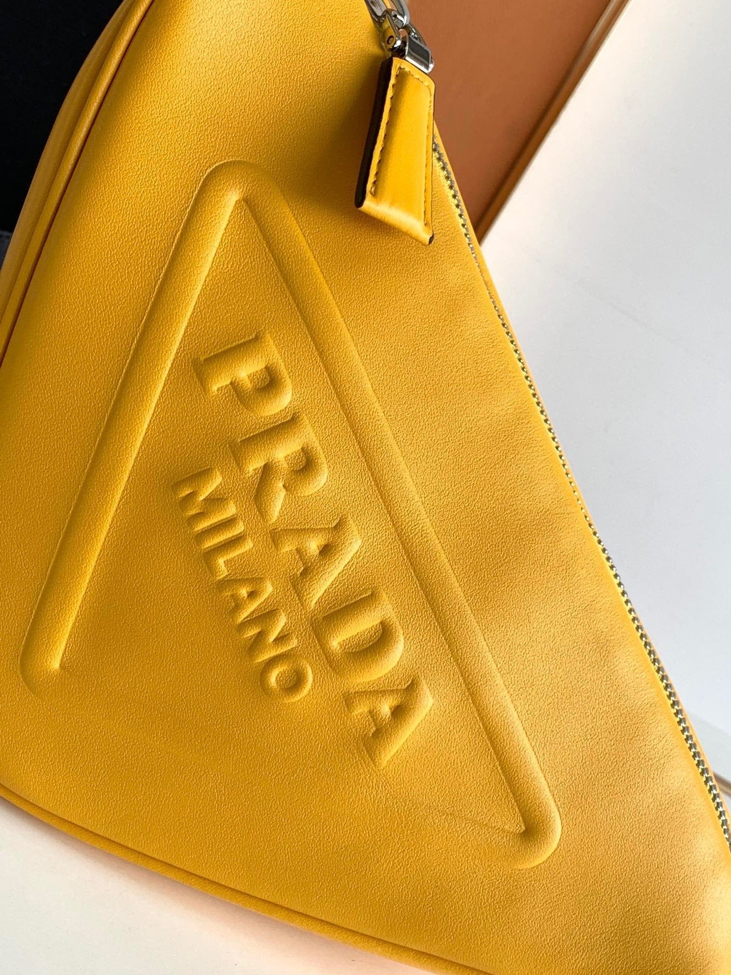PRA Cross Body Bag