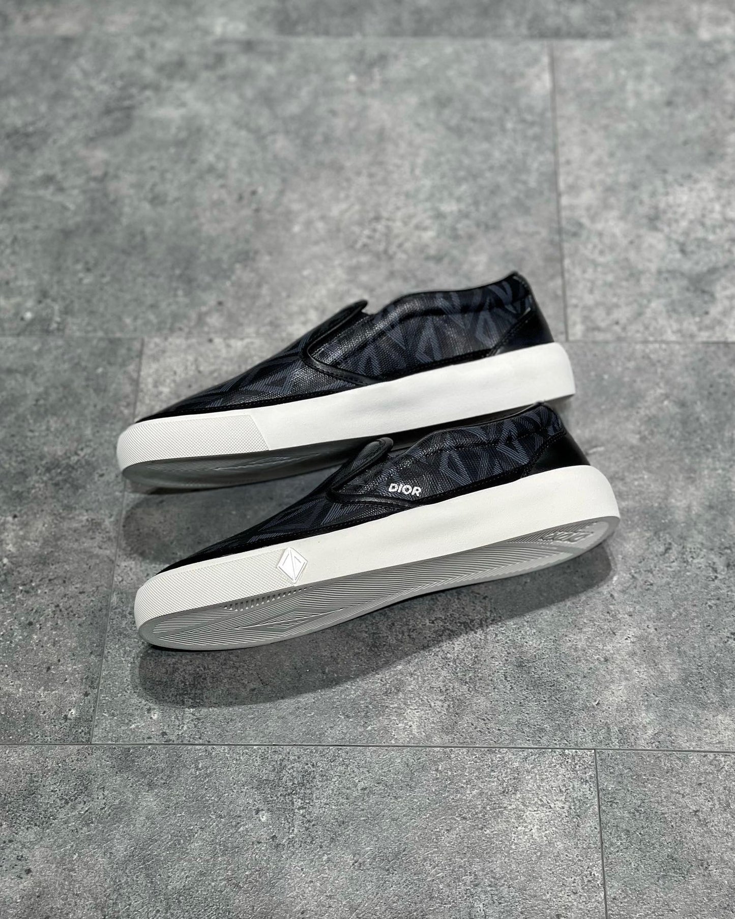 DIO Sneakers
