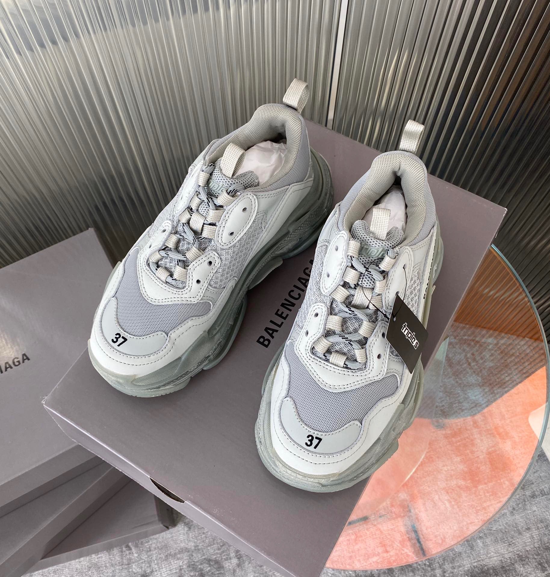 BLCG Sneakers