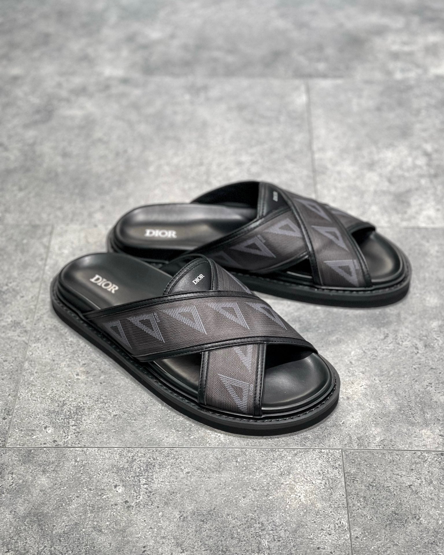 DIO Sneakers