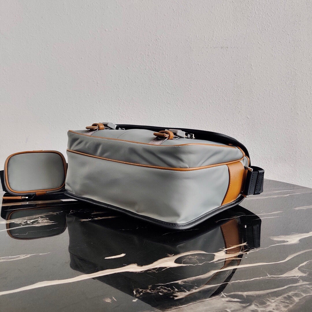 PRA Messenger Bag
