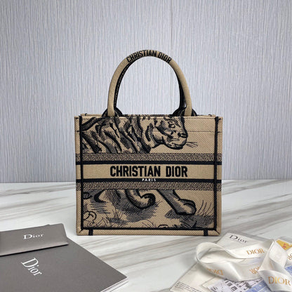 DIO BookTote