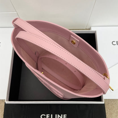 CEL Triomphe Bucket