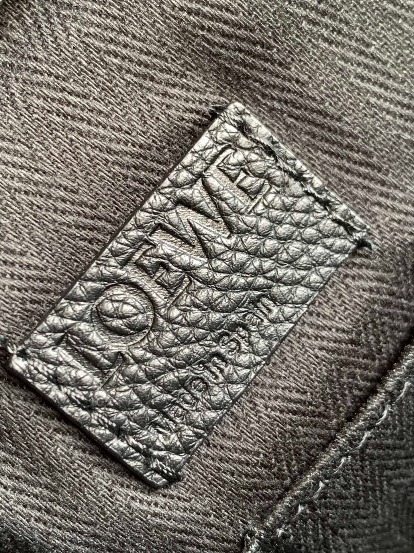 LO Messenger Bag