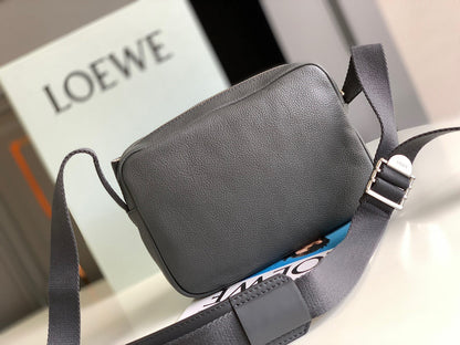 LO Messenger Bag
