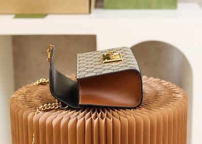 GUC Padlock