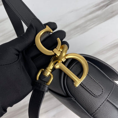 DIO Saddle