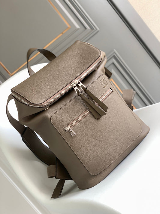 LO Backpack