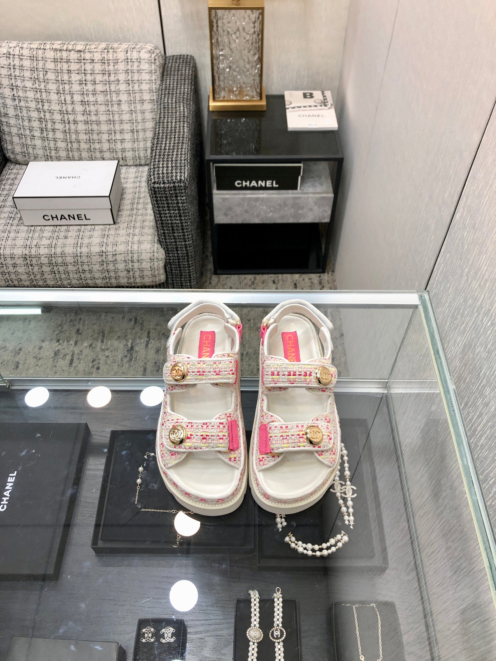 DAD SANDAL IN WHITE MIX BRIGHT PINK TWEED FABRIC
