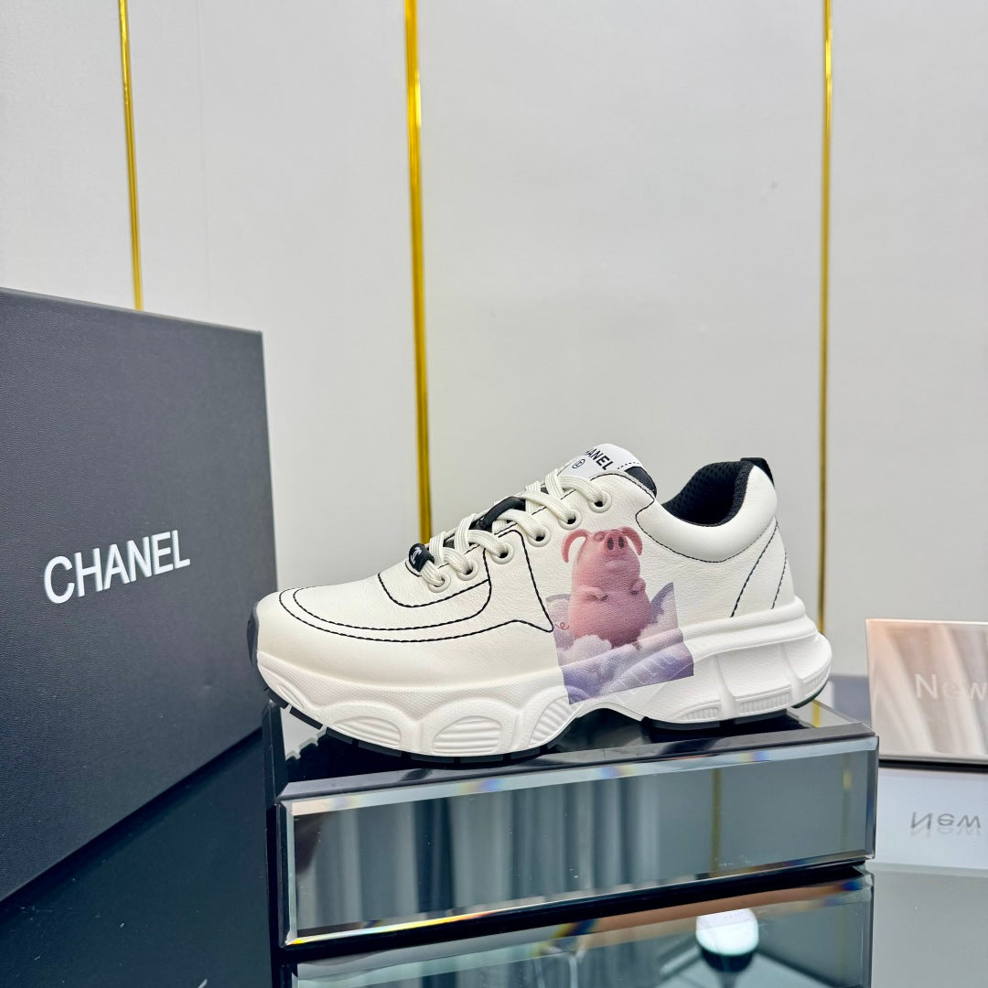 TRAINERS SNEAKER IN WHITE CALFSKIN WITH STICKER 238622