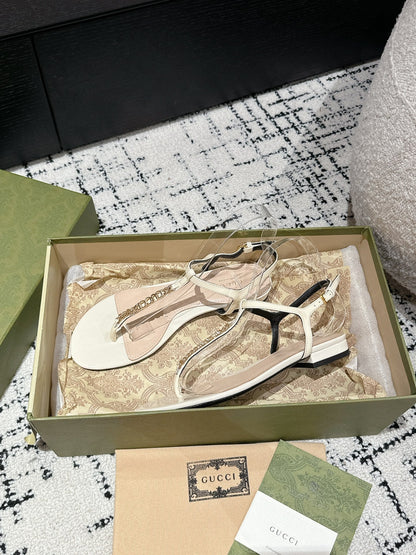 THONG SANDAL IN WHITE CALFSKIN WITH GOLD HARDWARE