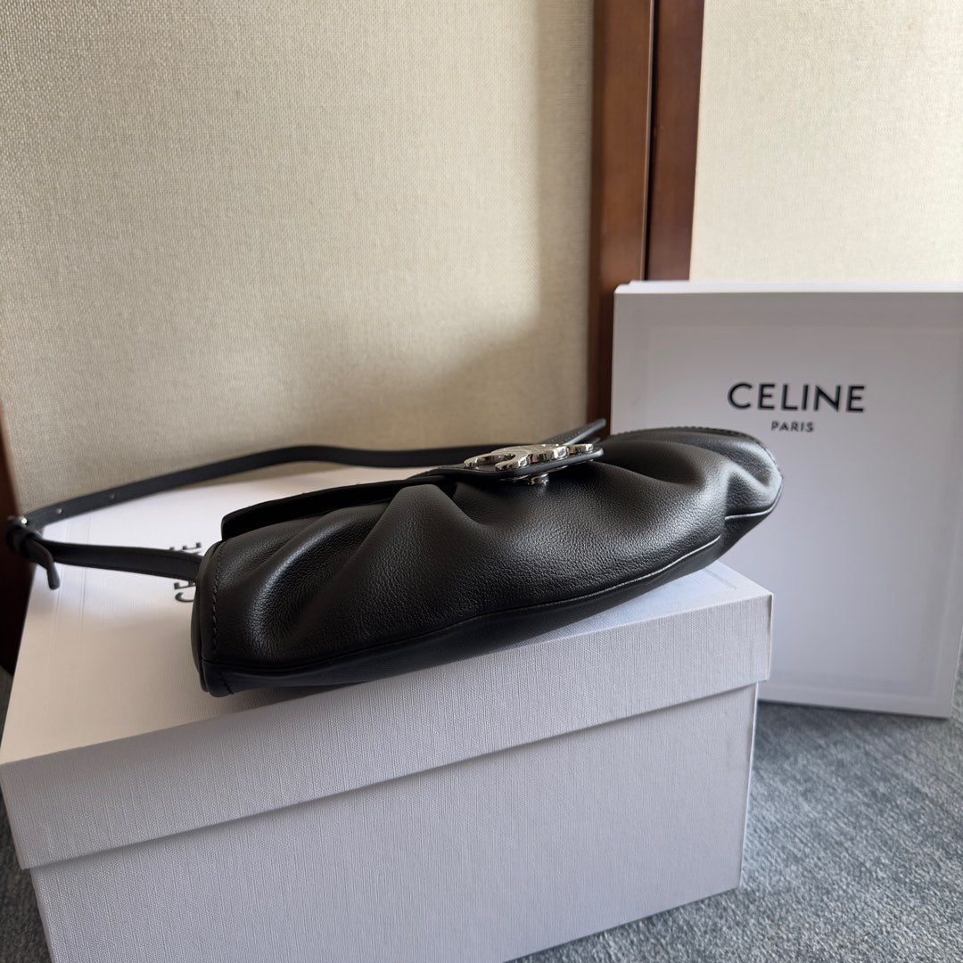 TEEN POLLY 29 IN BLACK CALFSKIN SILVER HARDWARE
