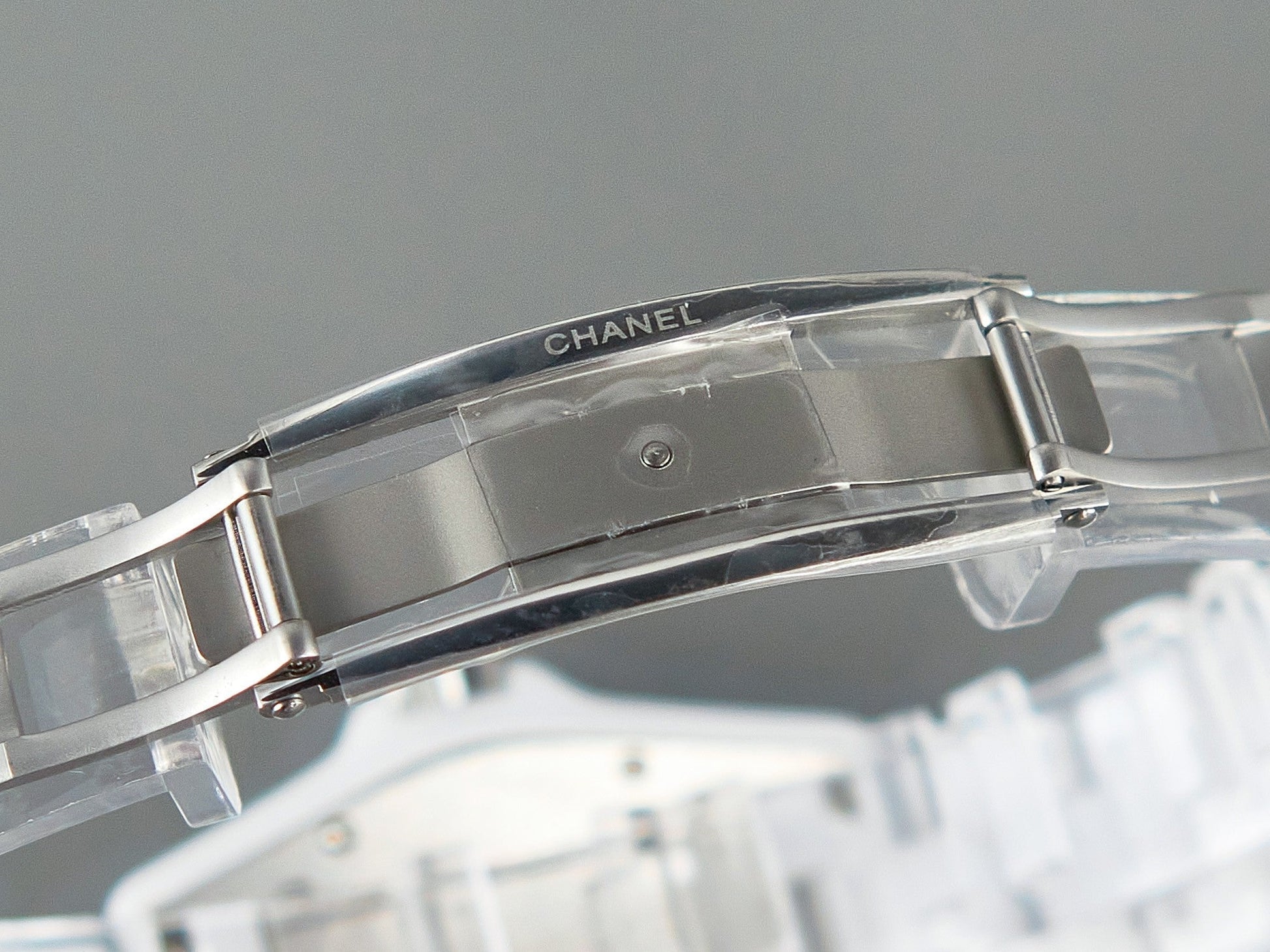 J12 Date Quartz White Ceramic Stainless Graffiti Limited