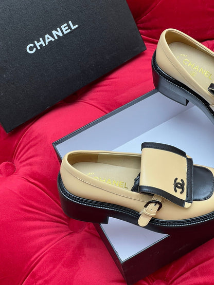 CC MOCCASIN LOAFER IN YELLOW CREAM MIX BLACK LAMBSKIN