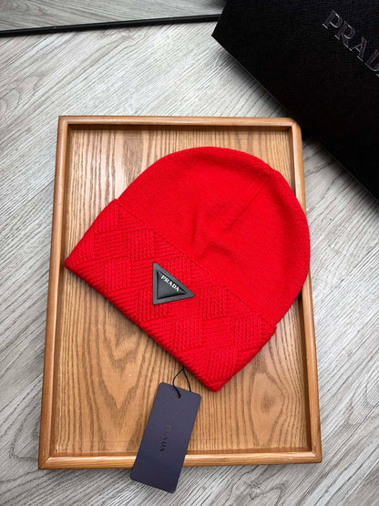 BEANIE HAT IN CHERRY RED WOOL AND RABBIT FUR 342036