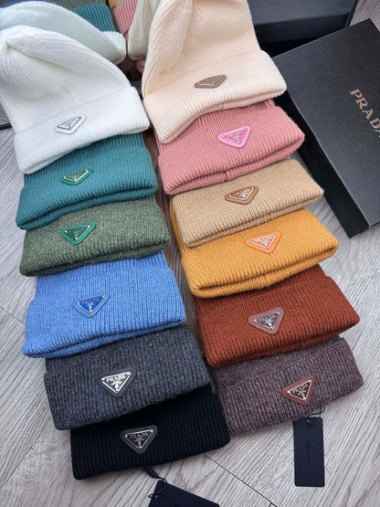 BEANIE HAT IN DOGGER BLUE WOOL 332396