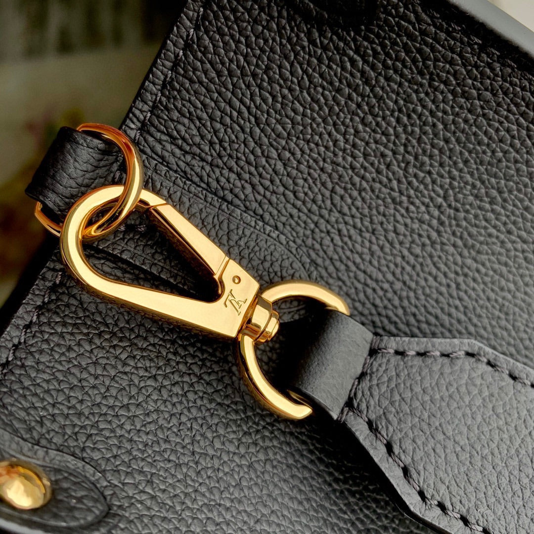 LOCK & GO BAG 24 IN BLACK GRAIN CALFSKIN